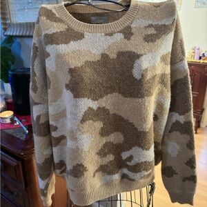 Lucky women’s Camo Print Sweater